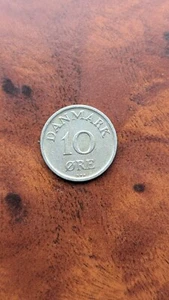 1948 DENMARK 10 ORE COIN-VERY FINE CONDITION - Picture 1 of 2