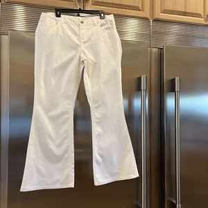 INC RETRO JEANS FLARED BELL LEGGED DENIM WHITE GR. 12 Macy’s International Concep - Bild 1 von 7