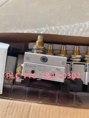AZ-7310 1PCS Brand New Panasonic AZ-7310 Limit Switch AZ7310  Fast delivery - Image 1 of 4