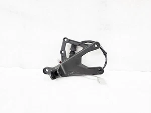 Yamaha YZF R1 2015-2025 OEM soporte trasero delantero derecho 3 y palanca de freno trasera - Imagen 1 de 6