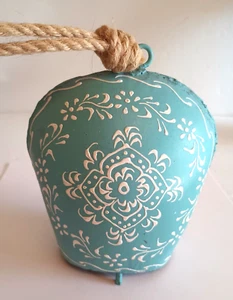 Campana de Vaca Grande Azul Turquesa Decoración del Hogar Interior Exterior Diseño Escandinavo 4.5" - Imagen 1 de 7