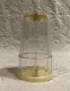 Vintage-Retro Hong-Kong; Compact Plastic Two-in- One Salt + Pepper Shaker - Picture 1 of 12