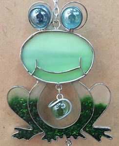 Frog Wind Chimes Stained Glass effect green frog windchime - Picture 1 of 2