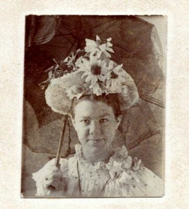 Vintage Cabinet Photo Pretty Young Girl Parasol Flowered Hat CDV C6 - Picture 1 of 3