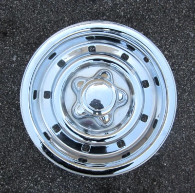 16" One Each (1) Chrome Skin 2000-2002 Ford Expedition F150 pickup 9 hole Hubcap Foto 1 de 3