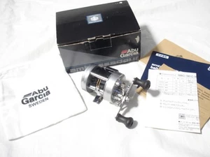 ABU 2601C IAR Köderrolle linker Griff mit Box & Koffer getestet Japan gebraucht - Bild 1 von 9