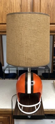 DE COLECCIÓN RC Cola 1970’s CLEVELAND BROWNS CASCO LÁMPARA BAR PUB RARO Display Foto 1 de 4