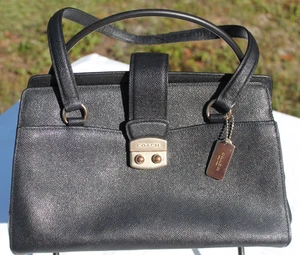 Bolso de hombro Coach Avery Carryall negro de cuero granulado - Imagen 1 de 19