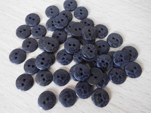 50 x Floral Damask Buttons 12mm Black Sewing Knits Craft Shirt E13 - Image 1 of 1