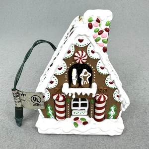 1994 Hallmark Gingerbread Fantasy Keepsake Ornament DB QLX7382 Tested Works - Picture 1 of 6