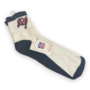 Calcetines de tubo de fútbol americano de colección Tampa Bay Buccaneers NFL 10-13 blancos negros etiquetas nuevas - Imagen 1 de 8