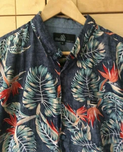 Camisa de campamento floral de tela hawaiana azul marino Molokai Surf Co. para hombre XL - Imagen 1 de 3