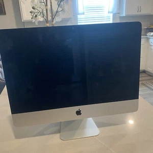 iMac 21.5in 2.7GHz Core i5 (ME086LL/A) All In One Desktop, 8GB Memory, 256G - Picture 1 of 5