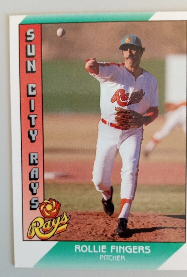 1991 Pacific Senior League Baseball Rollie Fingers #126-soft corners - Image 1 of 1