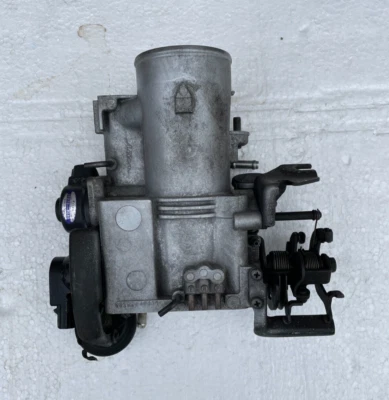 Cuerpo de acelerador OEM para Lexus GS300 SC300 1993-97 y Toyota Supra 3,0 L #22200-46111 Foto 1 de 4