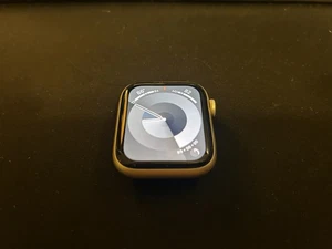 Apple Watch SE 2ª Generación 44mm Estuche Aluminio MRE63LL/A - Starlight - Imagen 1 de 10