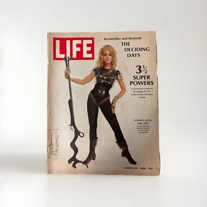 Vintage LIFE Magazine Jane Fonda as Barbarella  Cover March 29, 1968 - Picture 1 of 8