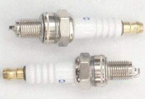 2 BUJÍAS para MOTOR DE GASOLINA motorizado de 49cc de 4 velocidades - Imagen 1 de 1