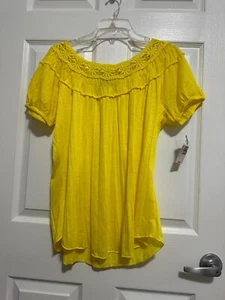 New Directions NWT Womans Shortsleeve Crocheted Trim Peasant Top Large Sun Up Ye - Picture 1 of 7