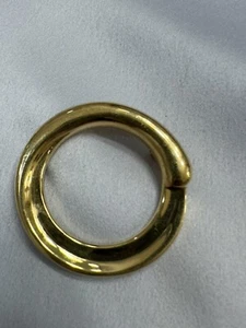 Vintage abstract signed MONET Gold Tone Brooch Round Circular Loop - Picture 1 of 6