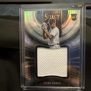 2023 Panini Select Eury Perez RC Patch 77/199