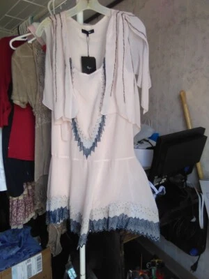 Новый с Ярлыками синий с блестками отделки, светло-розовый/желтовато-коричневый платье, струящиеся рукава  - Изображение 1 из 4