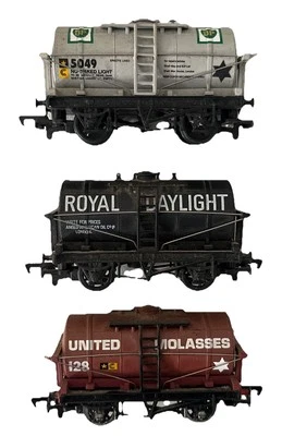 3x MAINLINE OO 37-134 37-136 37-135 MOLASSES 128 BP DAYLIGHT TANK WAGONS - Image 1 of 4