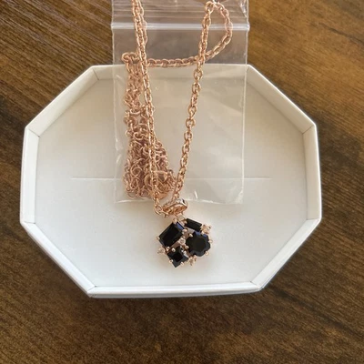 Collar Bomb Party OG Ónix Negro Chapado en Oro Rosa Foto 1 de 3