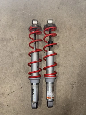 Amortiguadores delanteros Skidoo 600 Etec 2010 505072754 MXZ reconstruibles rojos Foto 1 de 4