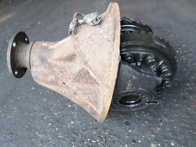 MITSUBISHI SHOGUN MK2 1991 - 1999 REAR AXLE ASSEMBLY ABS 3.5 DOHC 24V AUTOMATIC - Image 1 of 4