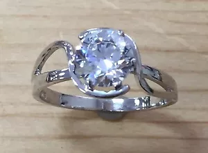 2.0ctw BRILLIANT DIAMONQUIE STONE .925 STERLING SILVER RING #10 NEW!! - Picture 1 of 2