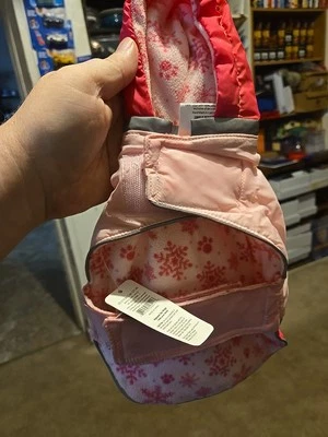 Top Paw Apparel For Dogs Pequeña Chaqueta con Capucha Rosa Colección Invierno 2009 Foto 1 de 4