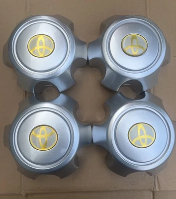 TOYOTA LAND CRUISER FZJ80 Wheel Center Caps Hub Cover Genuine 4 Pair  Japan - Image 1 of 4