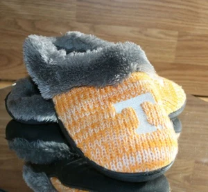 orange knit slippers with white T womens 8-10 - Picture 1 of 12