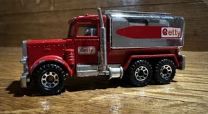 1981 Matchbox Peterbilt Getty Tank Tanker Gas Truck #56 1:80 Red/Chrome - Picture 1 of 5