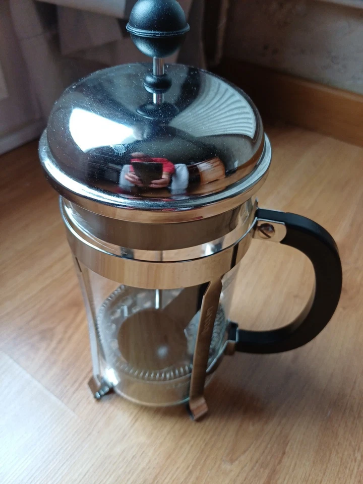 cafetière piston french press Bodum 8 tasses. modèle Chambord. - Photo 1/4