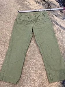 Refuge Preowned Olive Green size 3 Women’s Crop Capris - Picture 1 of 7