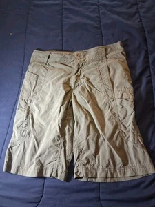 Royal Robbins Men's 32 / 10 Shorts Cargo Pockets Chino Gray Stretch Outdoors - Picture 1 of 5