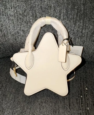 Bolso Coach Forma Estrella en Cuero Curtido Regenerativo Blanco Latón/Tiza Nuevo con Etiquetas Foto 1 de 4