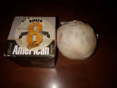 Béisbol conmemorativo CAL RIPKEN JR Iron Man 2130-2131. Foto 1 de 4