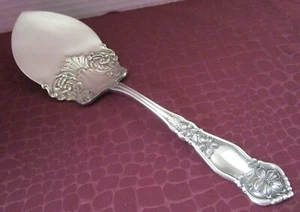 ORANGE BLOSSOM Cake or Pie Server Rogers Silverplate 1910 No Monograms        BU - Picture 1 of 4