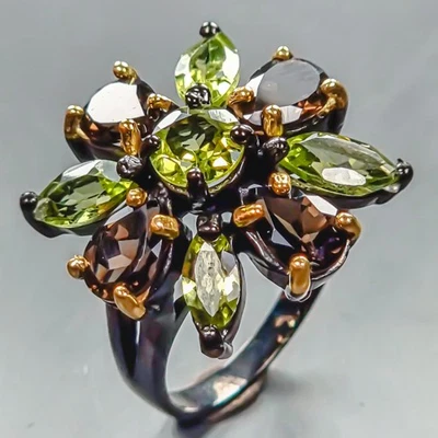 Handmade Natural Peridot Ring 925 Sterling Silver Size 7 /R443053 - Image 1 of 4