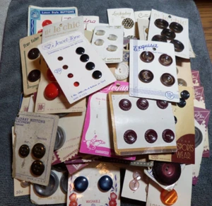 238 Vintage Plastic Celluloid Buttons 53 Original Cards Various Sizes Colors - Picture 1 of 20