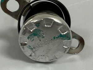 GE OEM THERMOSTAT THAT GOES ON MAGNETRON WB24X26785 - Picture 1 of 2