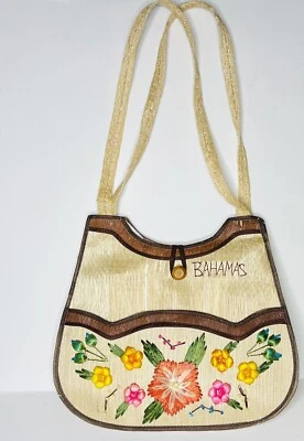 Vintage 1970s Straw Bahamas Beach Bag Tote Market Bag envelope purse floral - Image 1 of 4