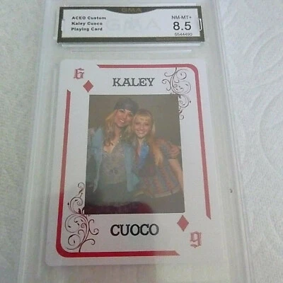 KALEY CUOCO PENNY THE BIG BANG THEORY FRENCH STYLE PLAYING CARD 6D GRADED 8.5 - Image 1 of 2
