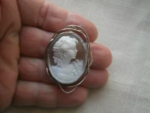 CIONDOLO IN CAMMEO SARDONICO CON ARGENTO 925 CAMMEO D' EPOCA O VINTAGE - Foto 1 di 10