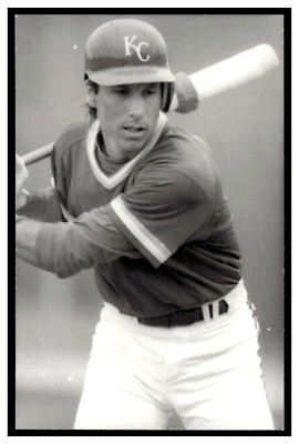 Cartão postal de beisebol vintage de Greg Gagne (1993) Kansas City Royals PCKR - Imagem 1 de 2