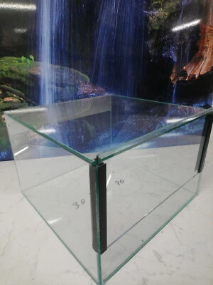 Glasterrarium  Falltür einfache Lüftung 30 x 30 x 20 cm - Bild 1 von 3