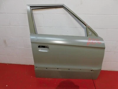 2010 2011 2012 2013 KIA SOUL RIGHT SIDE FRONT  DOOR SHELL OEM - Image 1 of 4